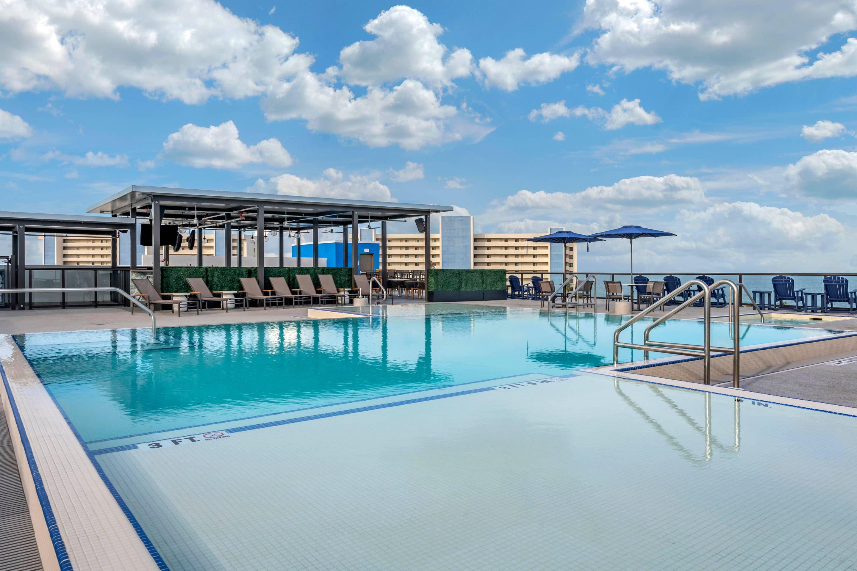 Outdoor pool | Cambria Hotel St Petersburg-Madeira Beach Marina