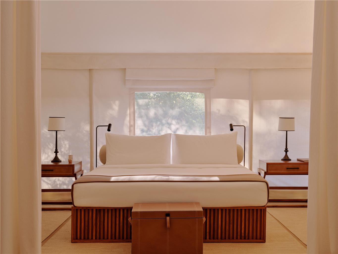Guest photo