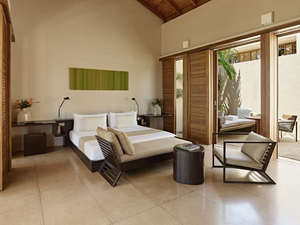 AMANWELLA-guestroom-Guest Room,On-Site.jpg