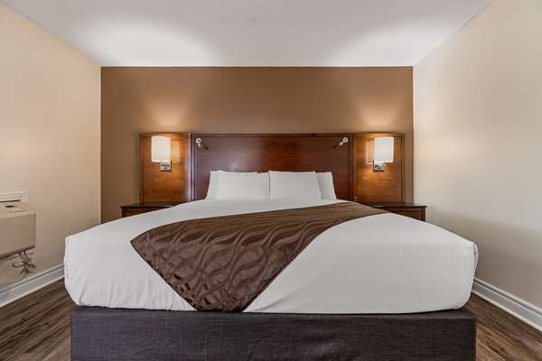  - SureStay Hotel by Best Western Kemptville