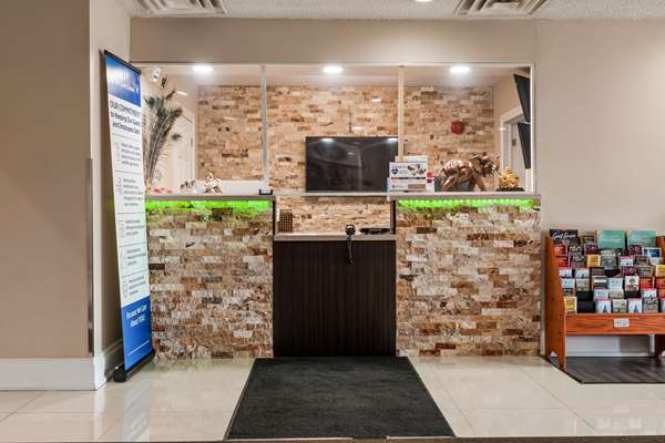  - SureStay Hotel by Best Western Kemptville