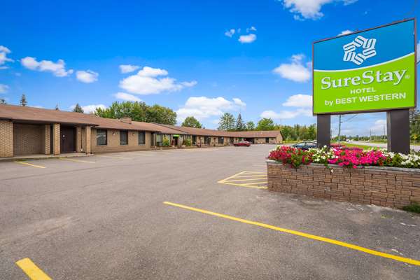 Exterior view - SureStay Hotel by Best Western Kemptville