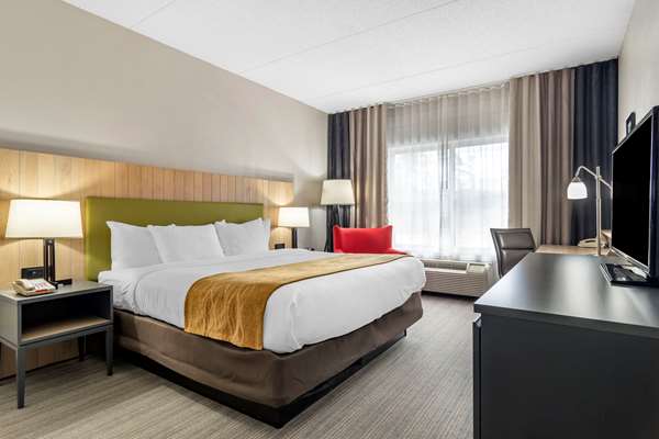  - Comfort Inn & Suites Calhoun - I-75, Exit 312