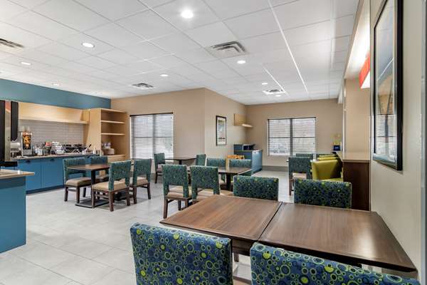 Amenities - Comfort Inn & Suites Calhoun - I-75, Exit 312