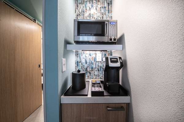  - Hilton Garden Inn South Asheville - I-26, Exit 33