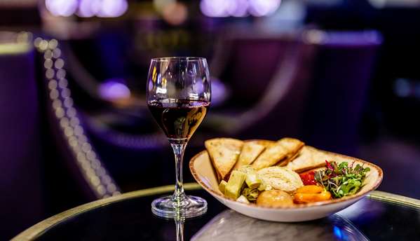 Restaurant - Verve Hotel Natick