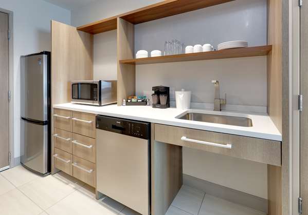  - Home2 Suites by Hilton DFW Airport West Euless