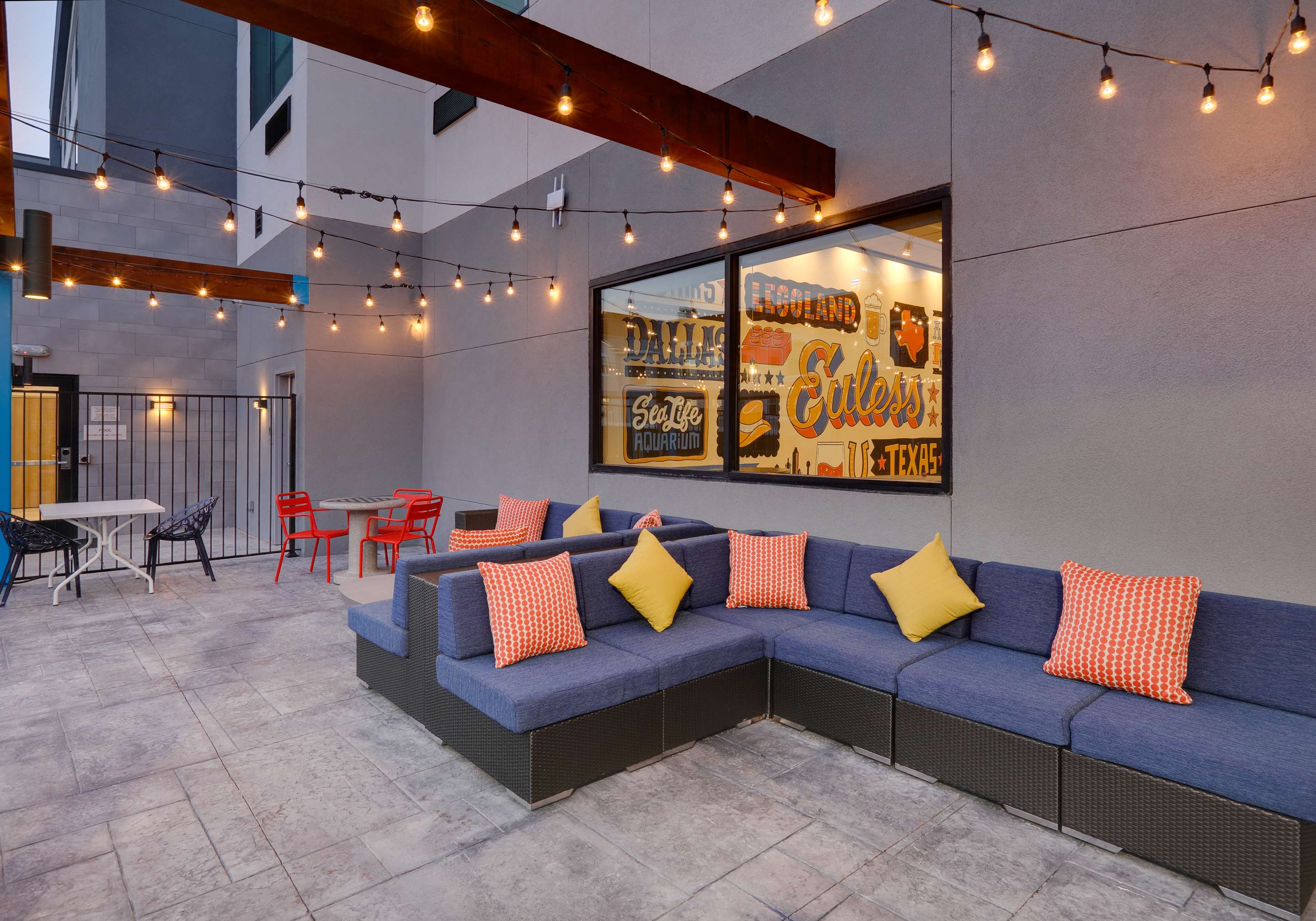 Exterior | Tru By Hilton Euless DFW West