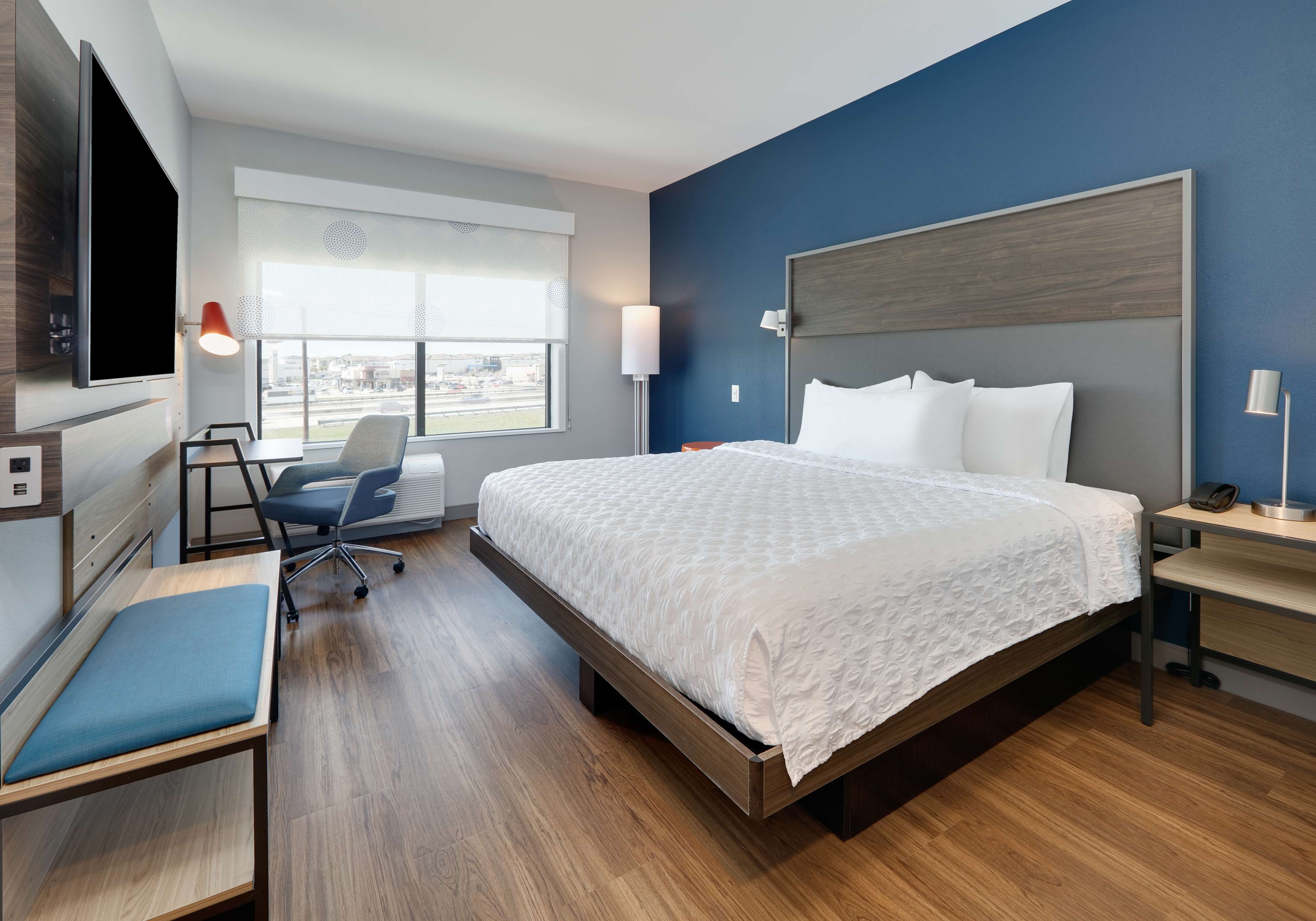 Tru by Hilton Euless DFW West Room Type - 1 KING HEARING ACCESSIBLE