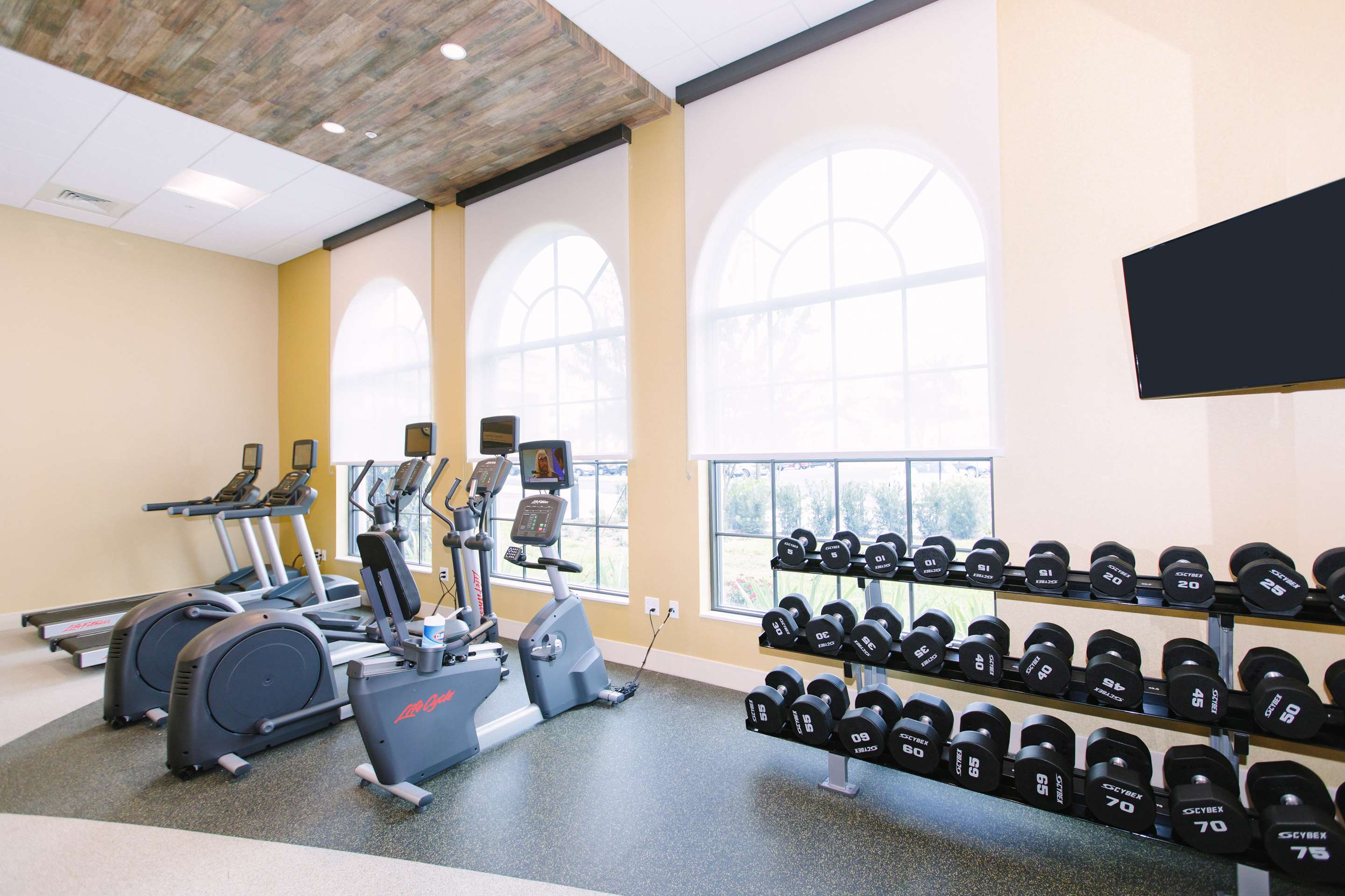 Health club fitness center gym | Hilton Garden Inn Winter Park