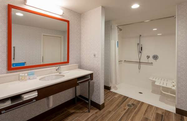  - Hampton Inn Eden Prairie - I-494, Exit 11