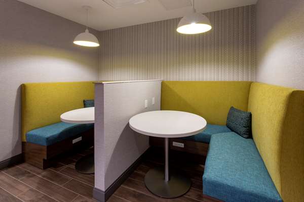 Conference Area - Hampton Inn Eden Prairie - I-494, Exit 11