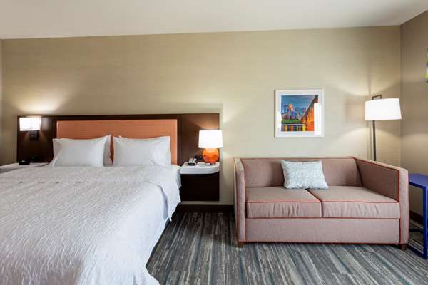  - Hampton Inn Eden Prairie - I-494, Exit 11