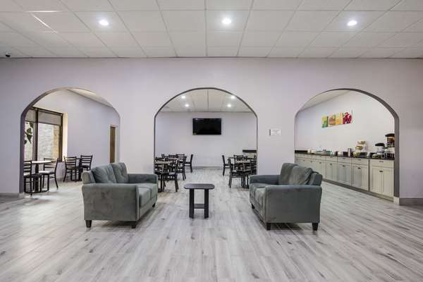  - Quality Inn Grayville - I-64, Exit 130