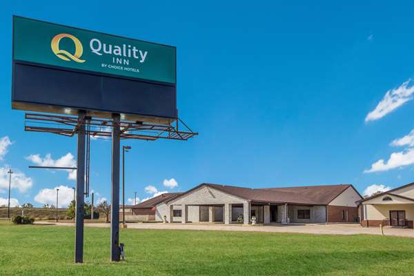 Exterior view - Quality Inn Grayville - I-64, Exit 130