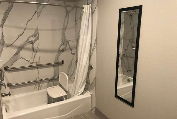  - Super 8 Motel Spring