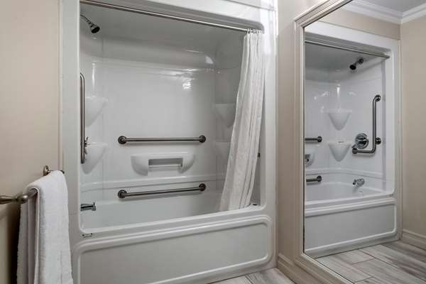  - SureStay Collection by Best Western Danny's Hotel Suites Beresford