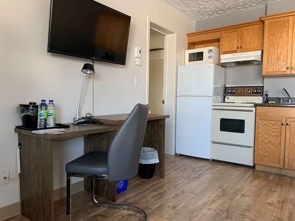  - SureStay Collection by Best Western Danny's Hotel Suites Beresford