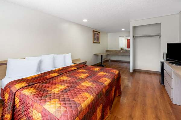  - Travelodge Hagerstown - I-81, Exit 5A