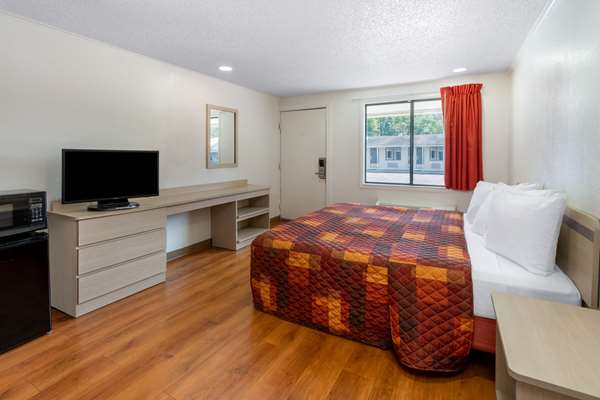  - Travelodge Hagerstown - I-81, Exit 5A