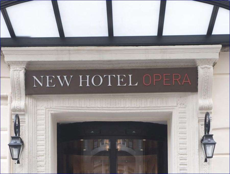 New Hotel Opera