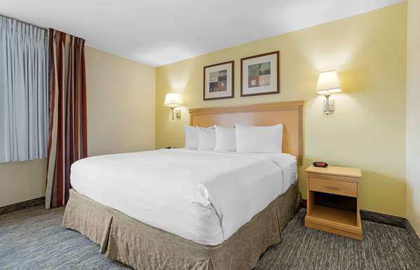  - Extended Stay America Suites Houston - I-10, Exit 746