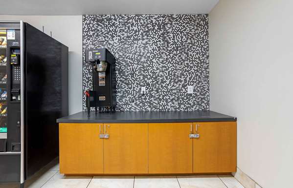 Amenities - Extended Stay America Suites Houston - I-10, Exit 746