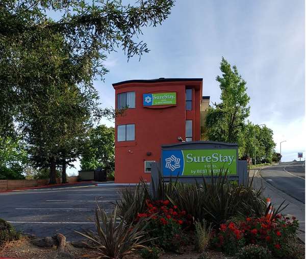Exterior view - SureStay Hotel by Best Western Vallejo Napa Valley - I-80, Exit 32