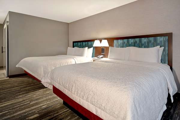  - Hampton Inn Pleasant View - I-24, Exit 24