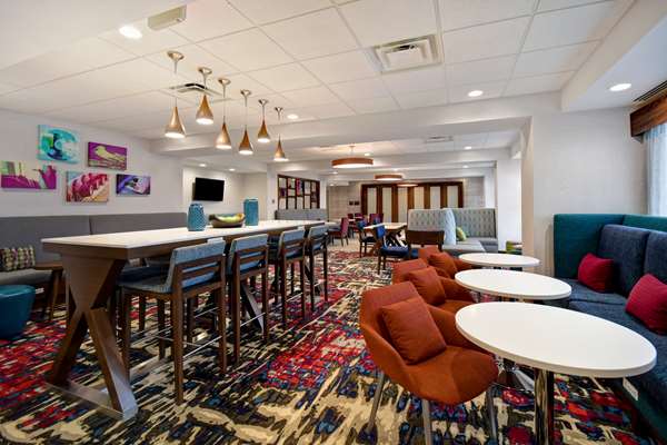 Amenities - Hampton Inn Pleasant View - I-24, Exit 24