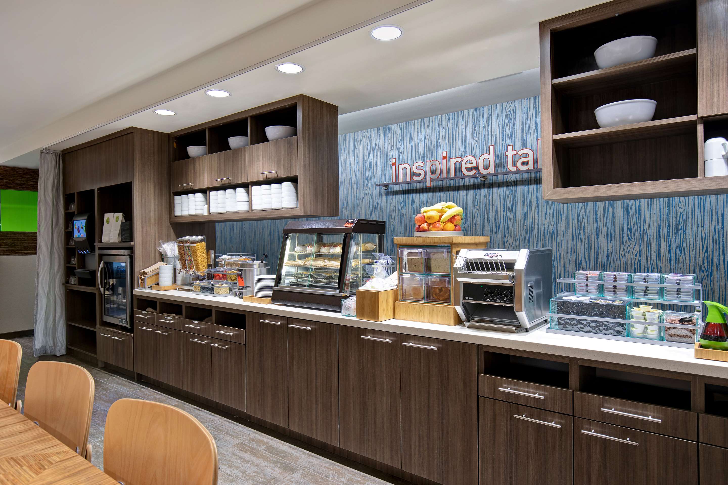 Breakfast Area | Home2 Suites by Hilton Lewisville Dallas