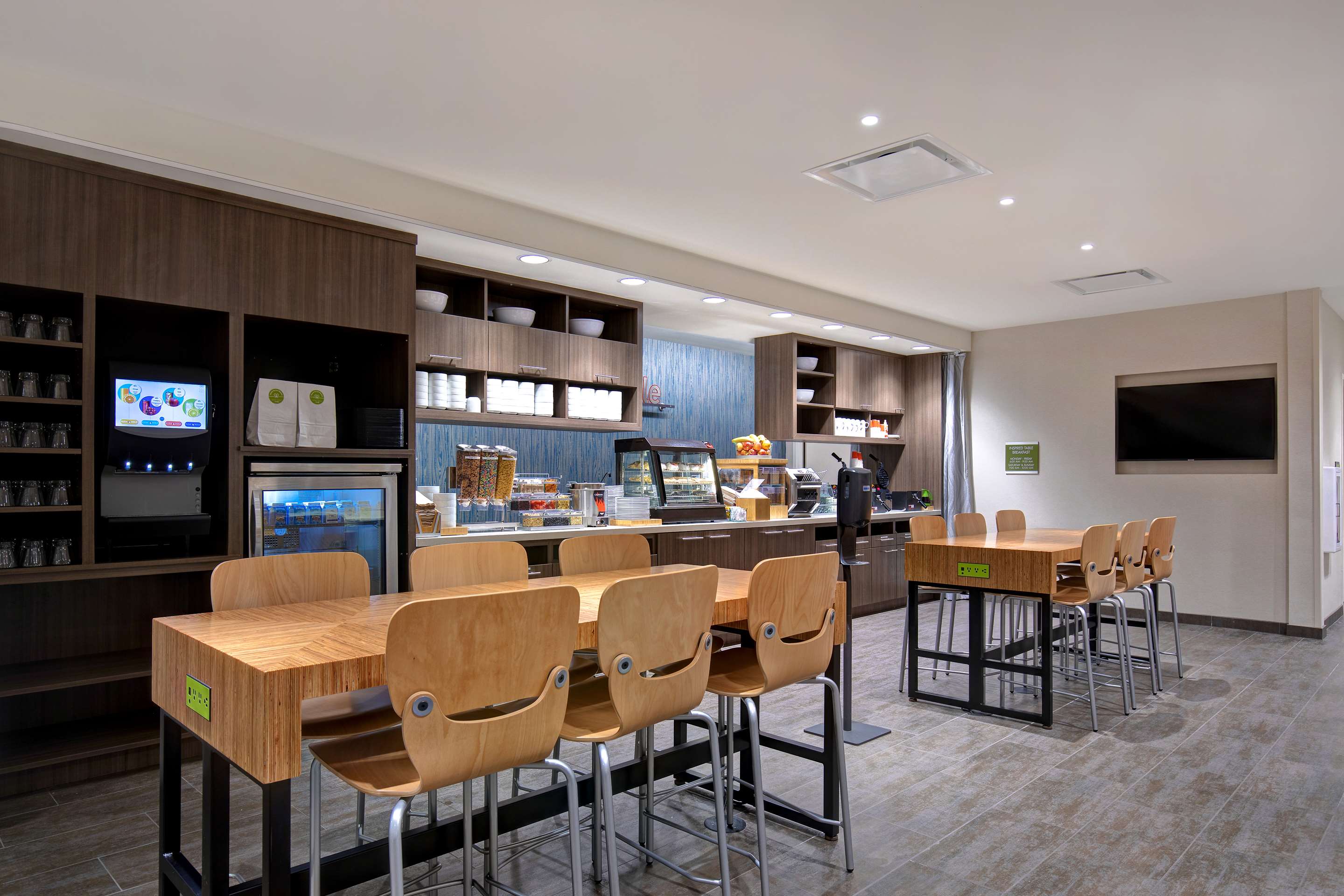 Breakfast Area | Home2 Suites by Hilton Lewisville Dallas