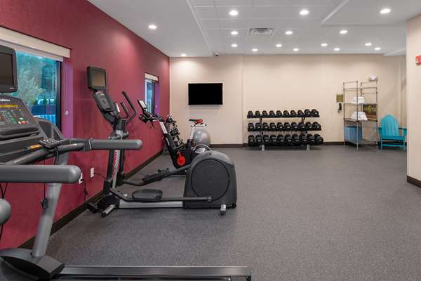 Fitness/ Exercise Room - Home2 Suites by Hilton Raynham
