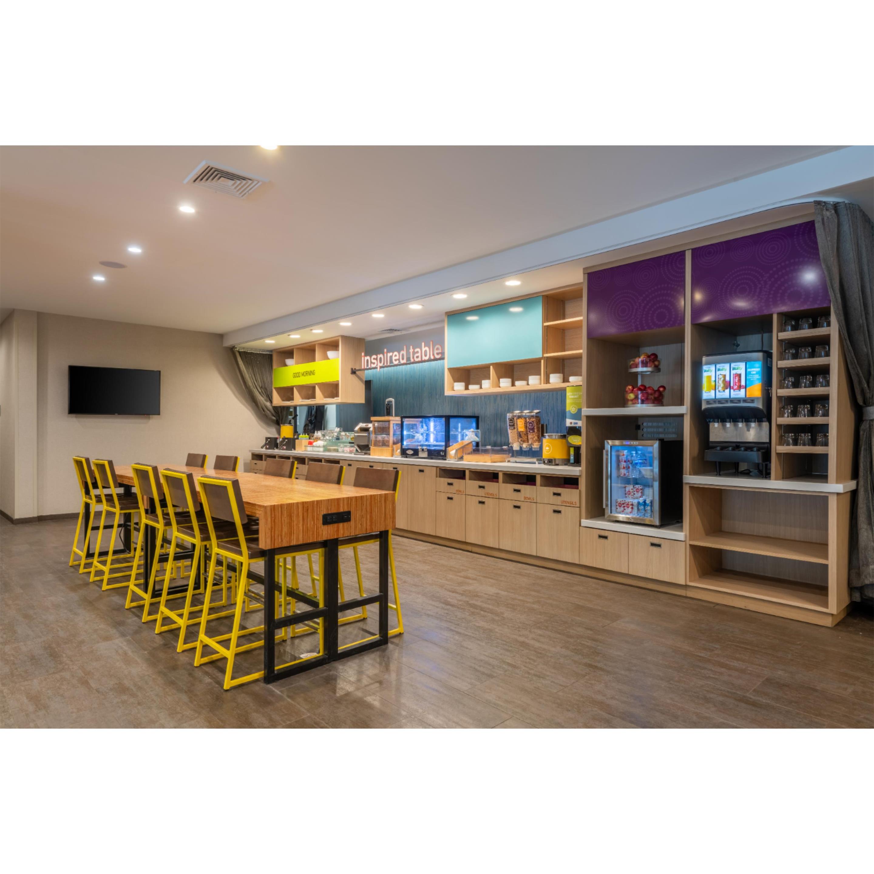 Breakfast Area | Home2 Suites Raynham/Taunton, MA