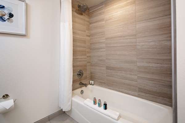  - Cassara Carlsbad Hotel - I-5, Exit 47