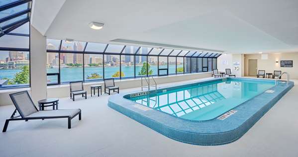 Pool - DoubleTree by Hilton Hotel Windsor