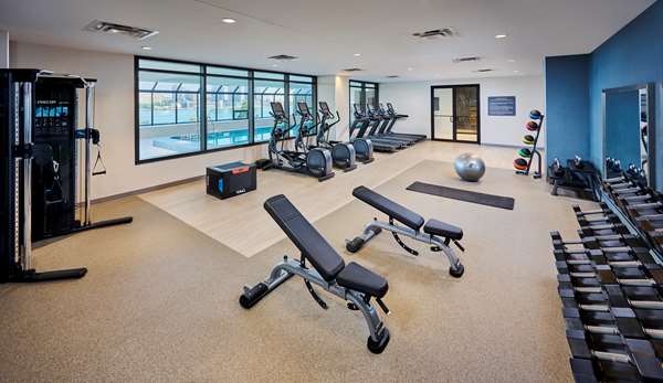 Fitness/ Exercise Room - DoubleTree by Hilton Hotel Windsor