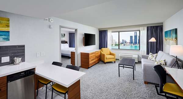  - DoubleTree by Hilton Hotel Windsor