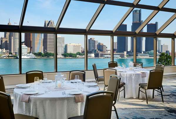  - DoubleTree by Hilton Hotel Windsor