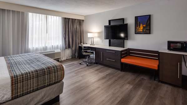  - Best Western Premier Richmond City Gateway - I-95, Exit 69