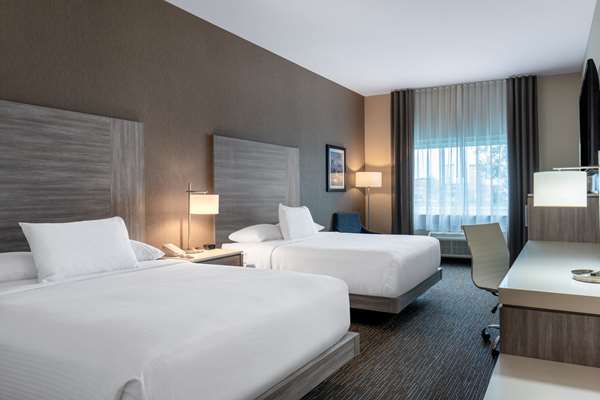  - Wingate by Wyndham Hotel West Kanata