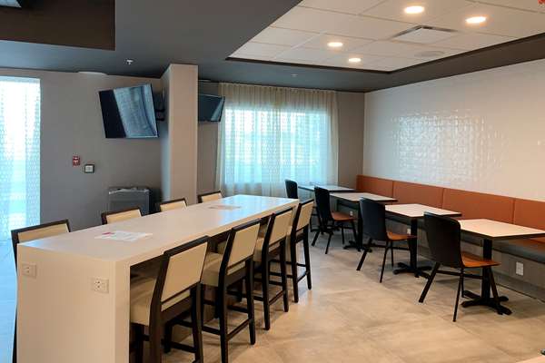 Amenities - Wingate by Wyndham Hotel West Kanata