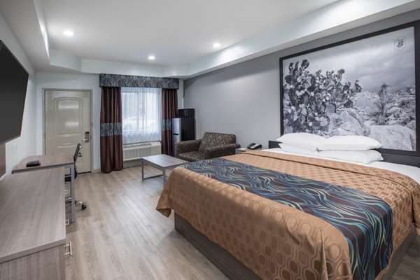  - Super 8 Motel Humble