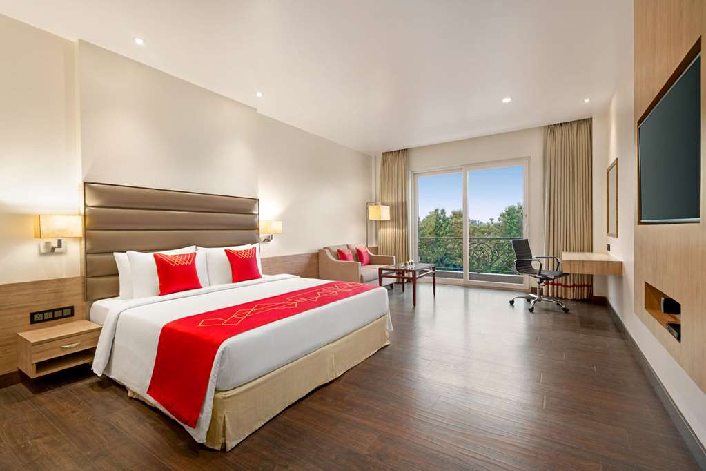 RAMADA BY WYNDHAM ALIGARH GT-guestroom-Guest Room,On-Site.jpg