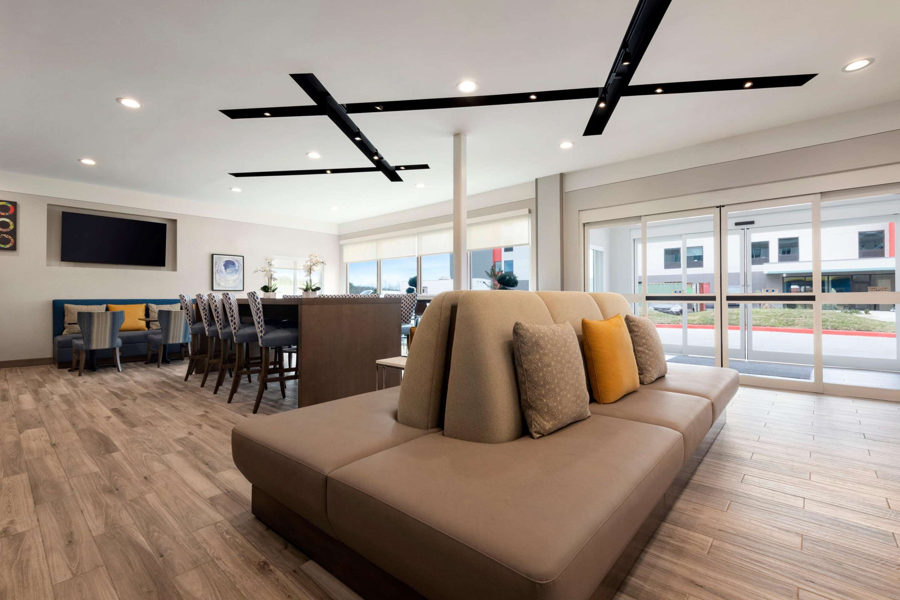 Lobby | Days Inn by Wyndham Beaumont West I-10 Walden
