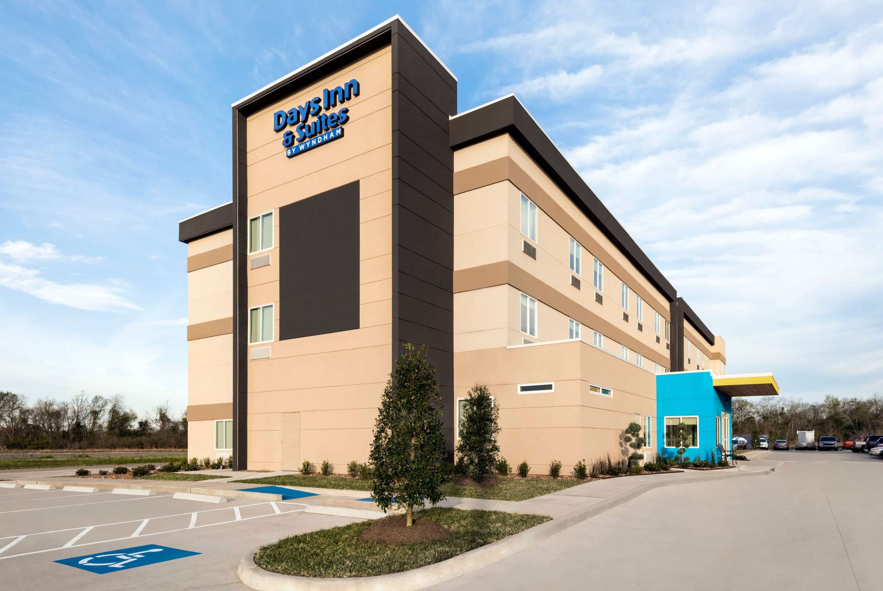 Exterior | Days Inn by Wyndham Beaumont West I-10 Walden