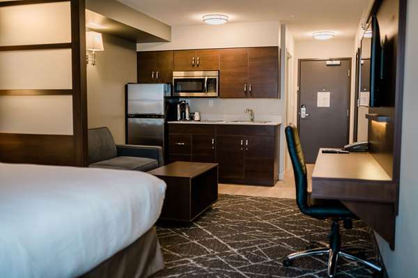 Suite - Microtel Inn & Suites by Wyndham Portage La Prairie