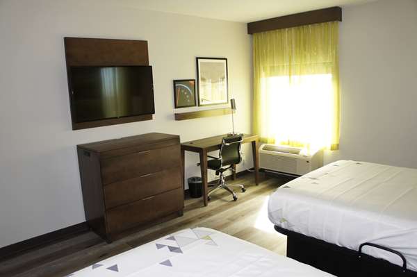  - La Quinta Inn & Suites Braselton - I-85, Exit 129