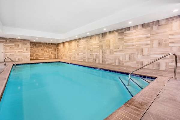 Pool - La Quinta Inn & Suites Katy - I-10, Exit 741