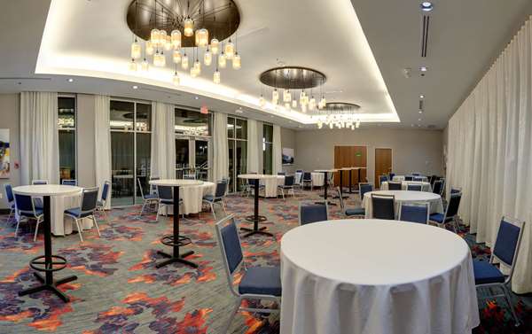  - La Quinta Inn & Suites Lakeway